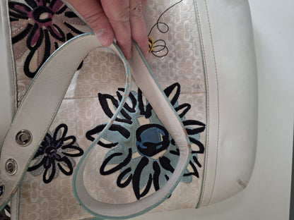 Vintage COACH White Floral Bee Duffle Crossbody Shoulder Bag F10871