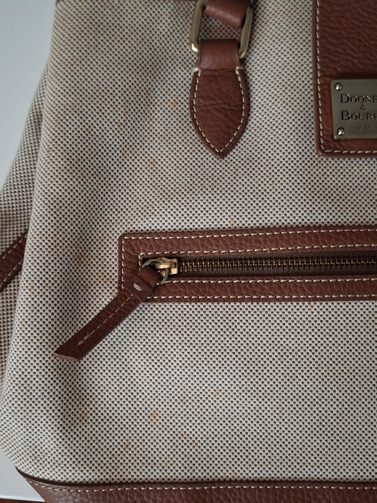 Dooney & Bourke Donegal Tote Leather Trimmed Ivory Brown Shoulder Bag Purse