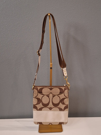 Vintage Coach Signature Brown And Beige Messenger Crossbody