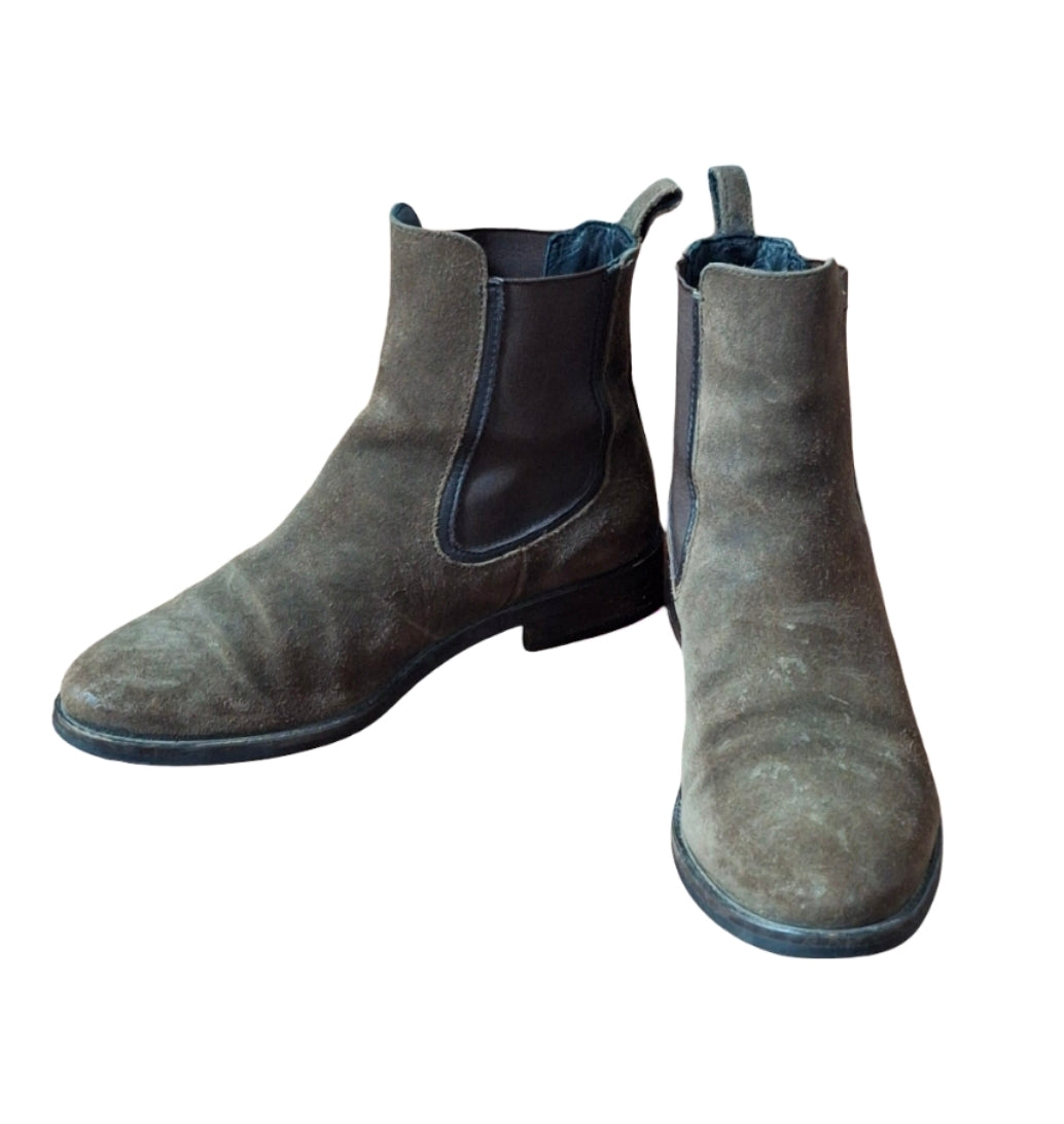 THURSDAY BOOT Suede Leather  Duchess Chelsea Brown Women's Sz 7.5