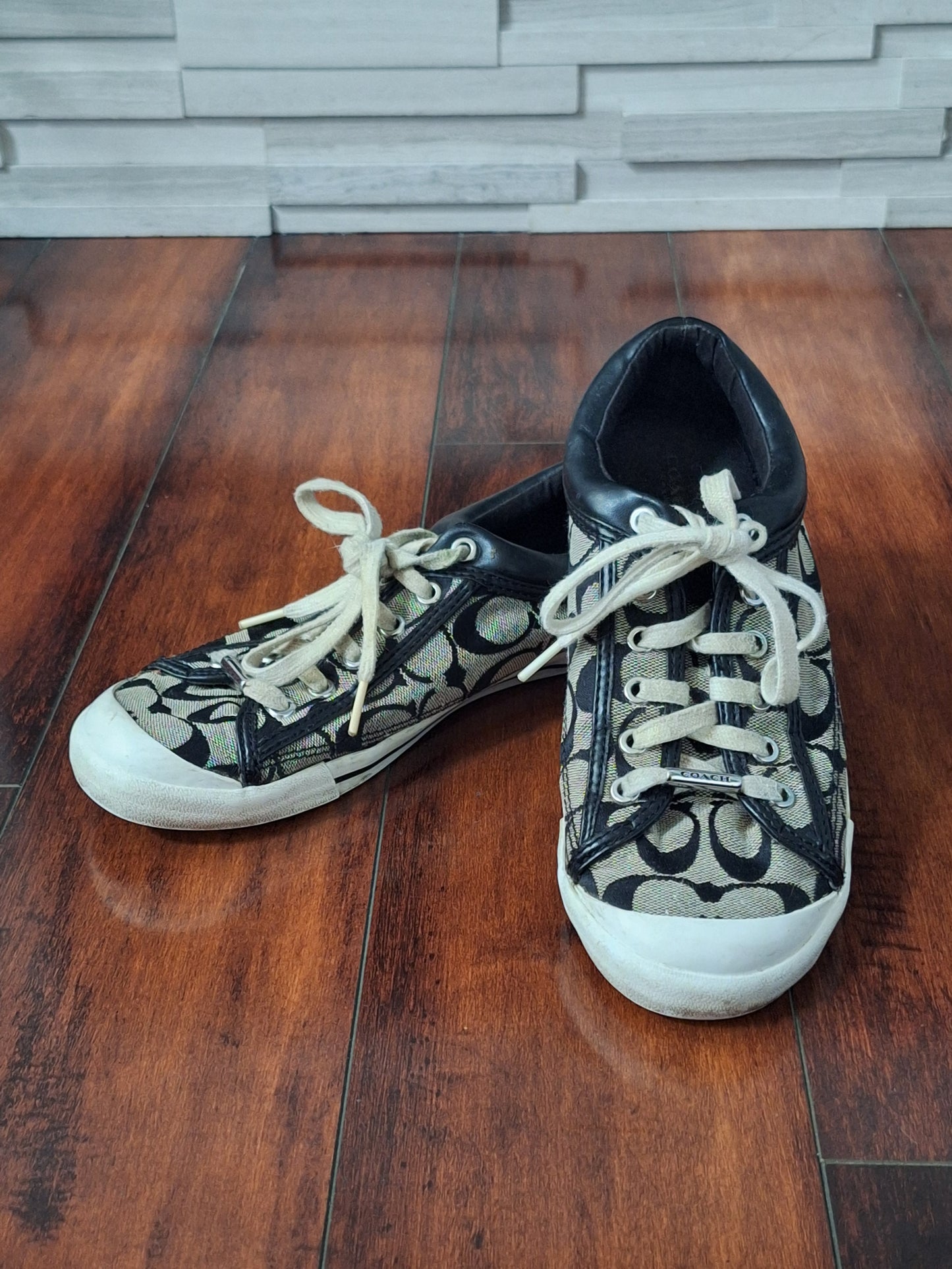 Coach Francesca Womens Size 8.5B tennis Shoes Black Gray