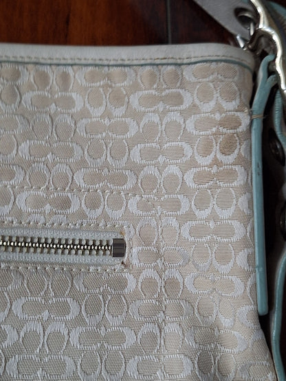 Vintage COACH White Floral Bee Duffle Crossbody Shoulder Bag F10871