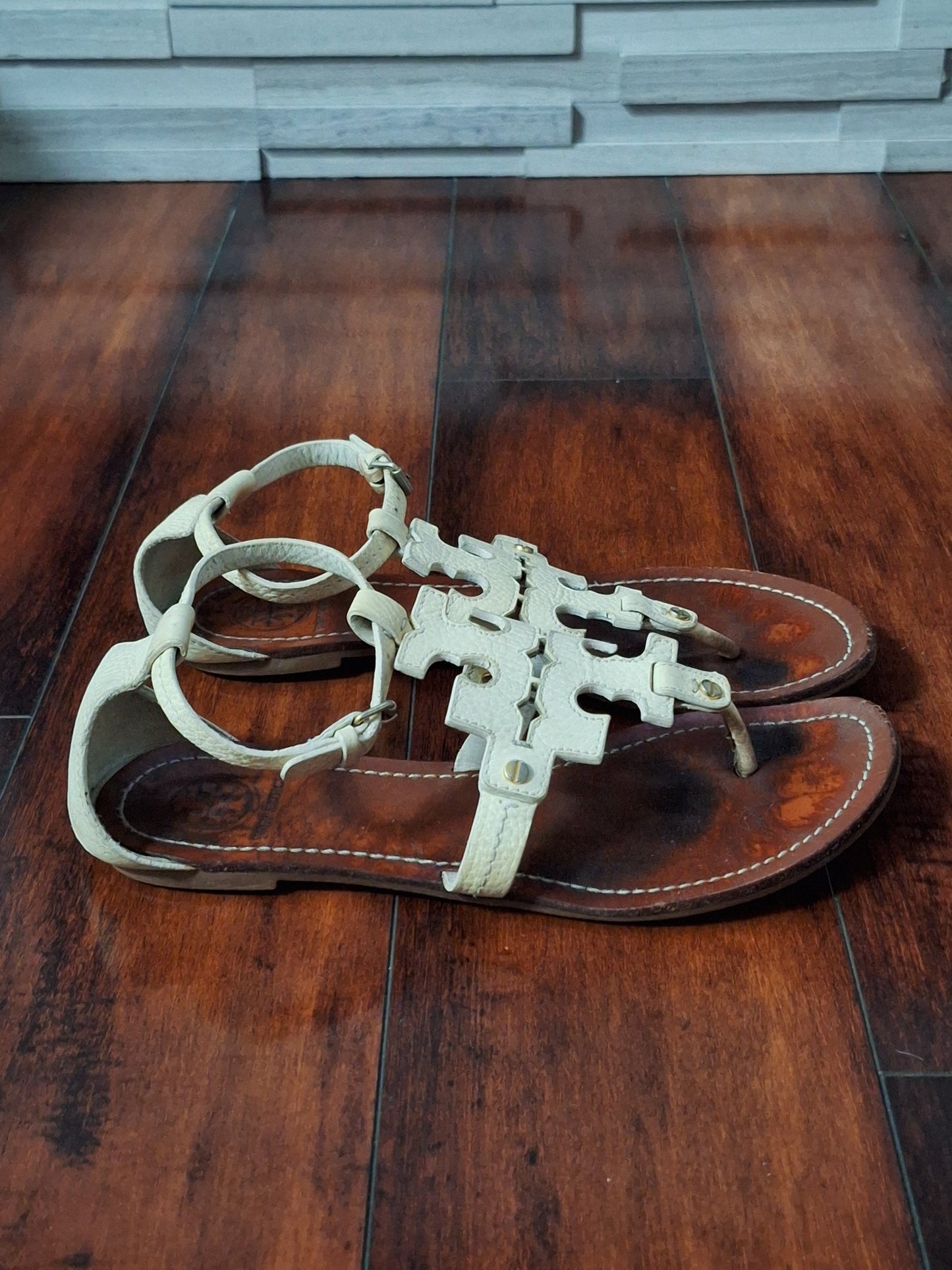 Tory Burch Phoebe Flat Thong Sandals Ivory Tumbled Leather, Size 10.5M