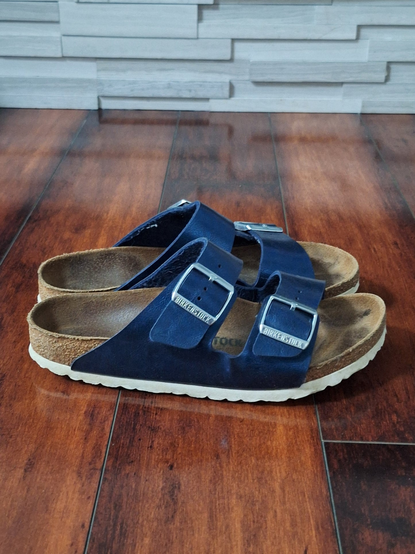 Birkenstock Arizona sandals in blue oiled leather, EU 39 W8