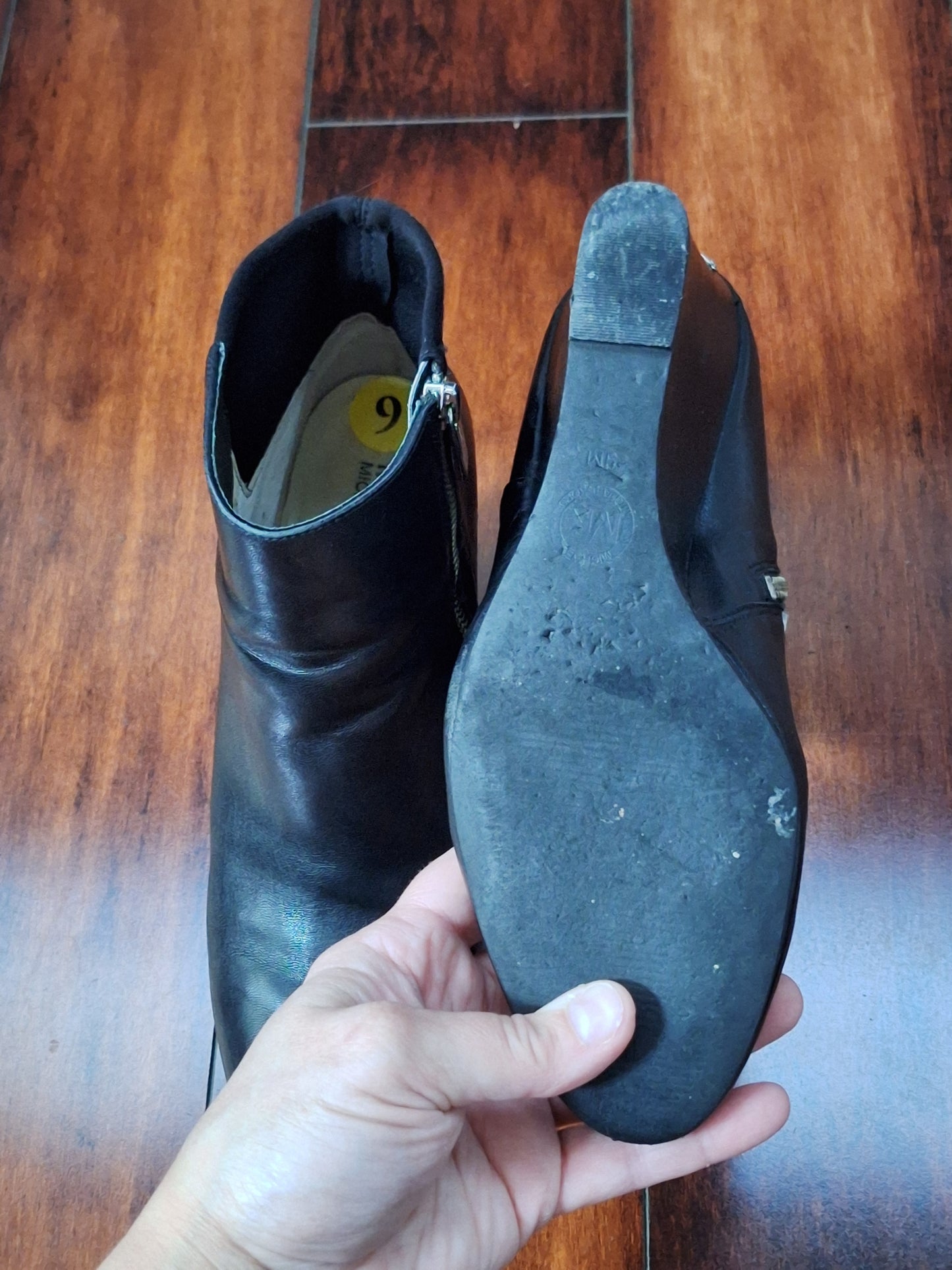 Black Michael Kors Leather Ankle Booties Size 9