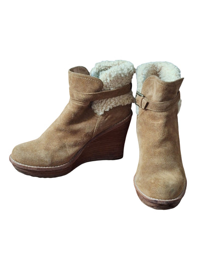 UGG Australia Brown Chestnut Suede Shearling Fur Anais Wedge Bootie US 10 M