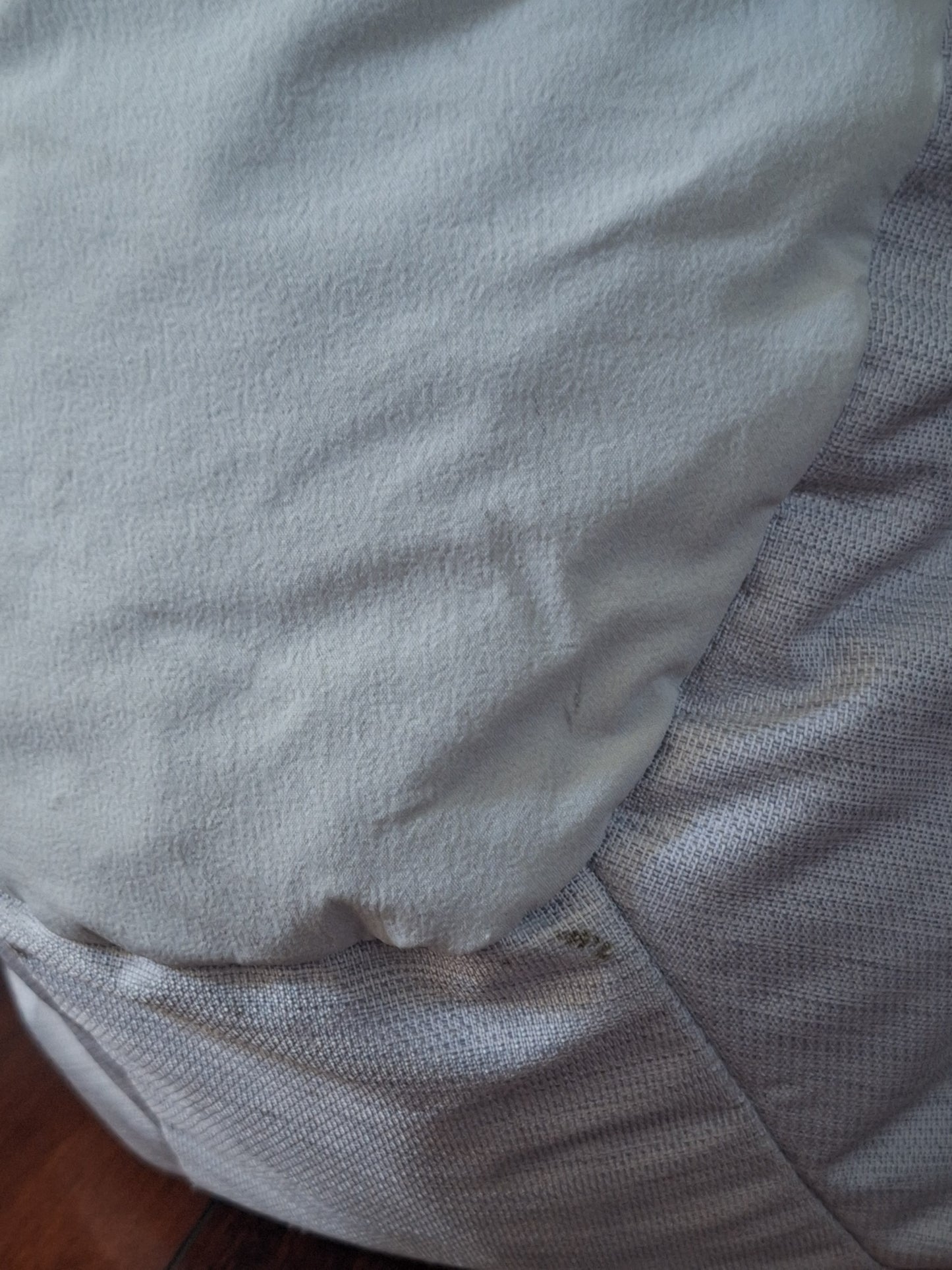 THE NORTH FACE Aurora 22L Backpack, White Metallic/Black