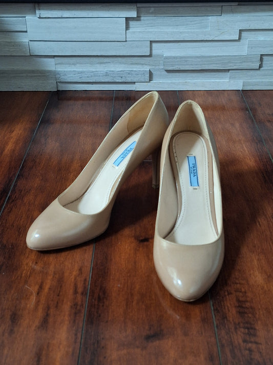 PRADA Women's Nude Patent Leather Stiletto Heels EU 40 US 10