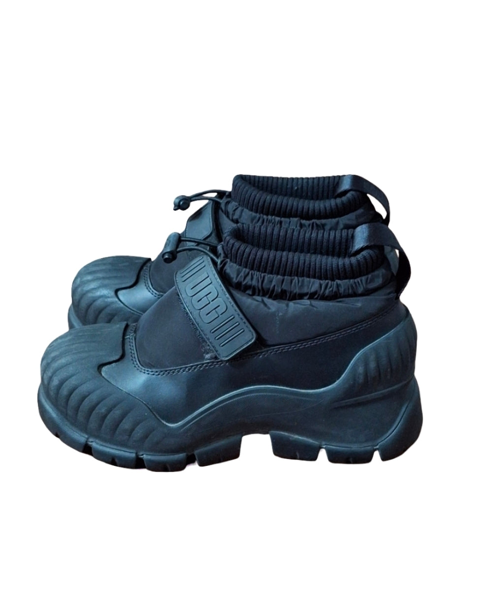 UGG Black Adiroam Ankle Waterproof Winter Mini Snow Boot Size US 5