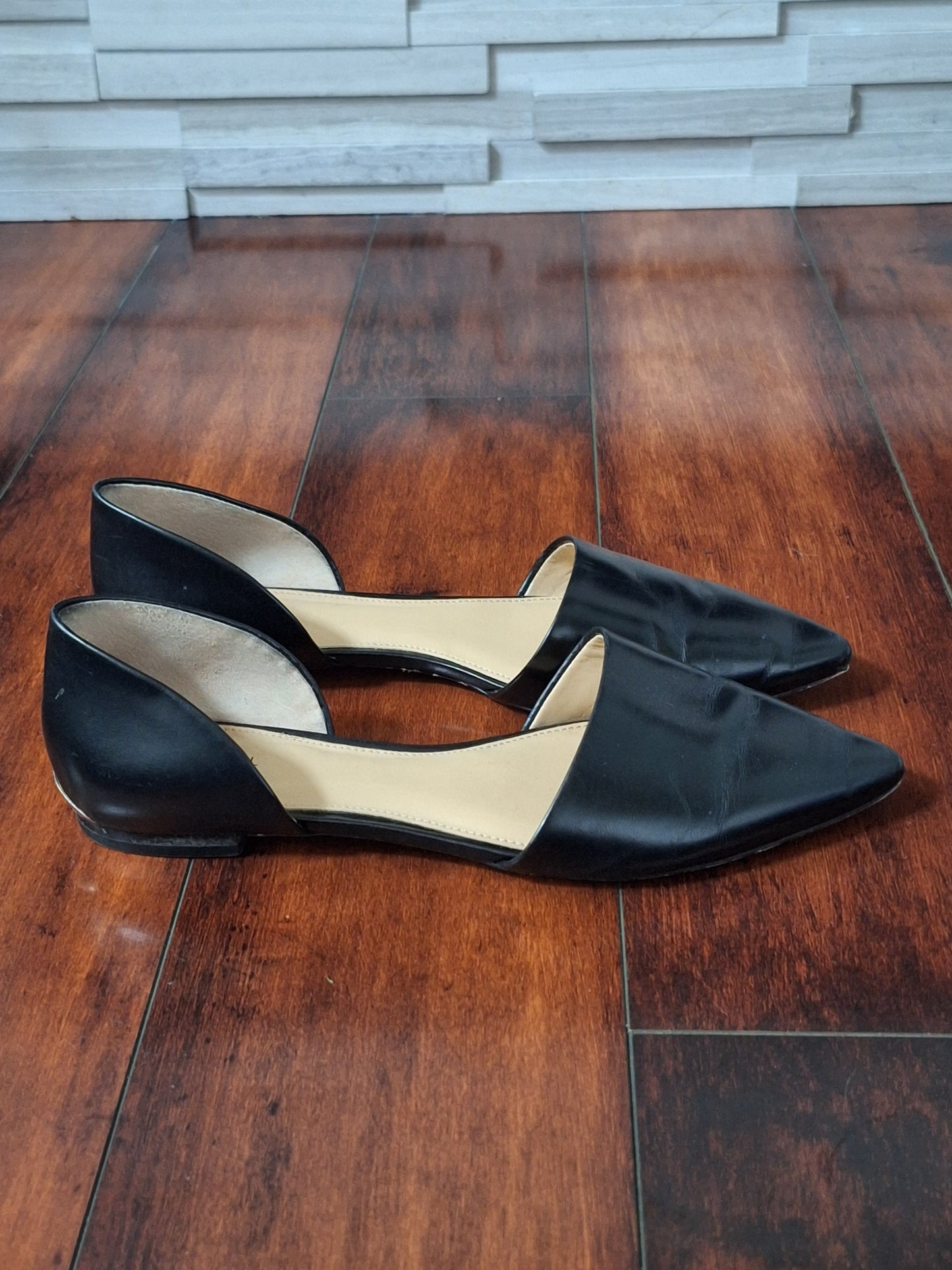 Michael Kors Julieta Flat Black leather flats Silver tone  SIZE 8.5M