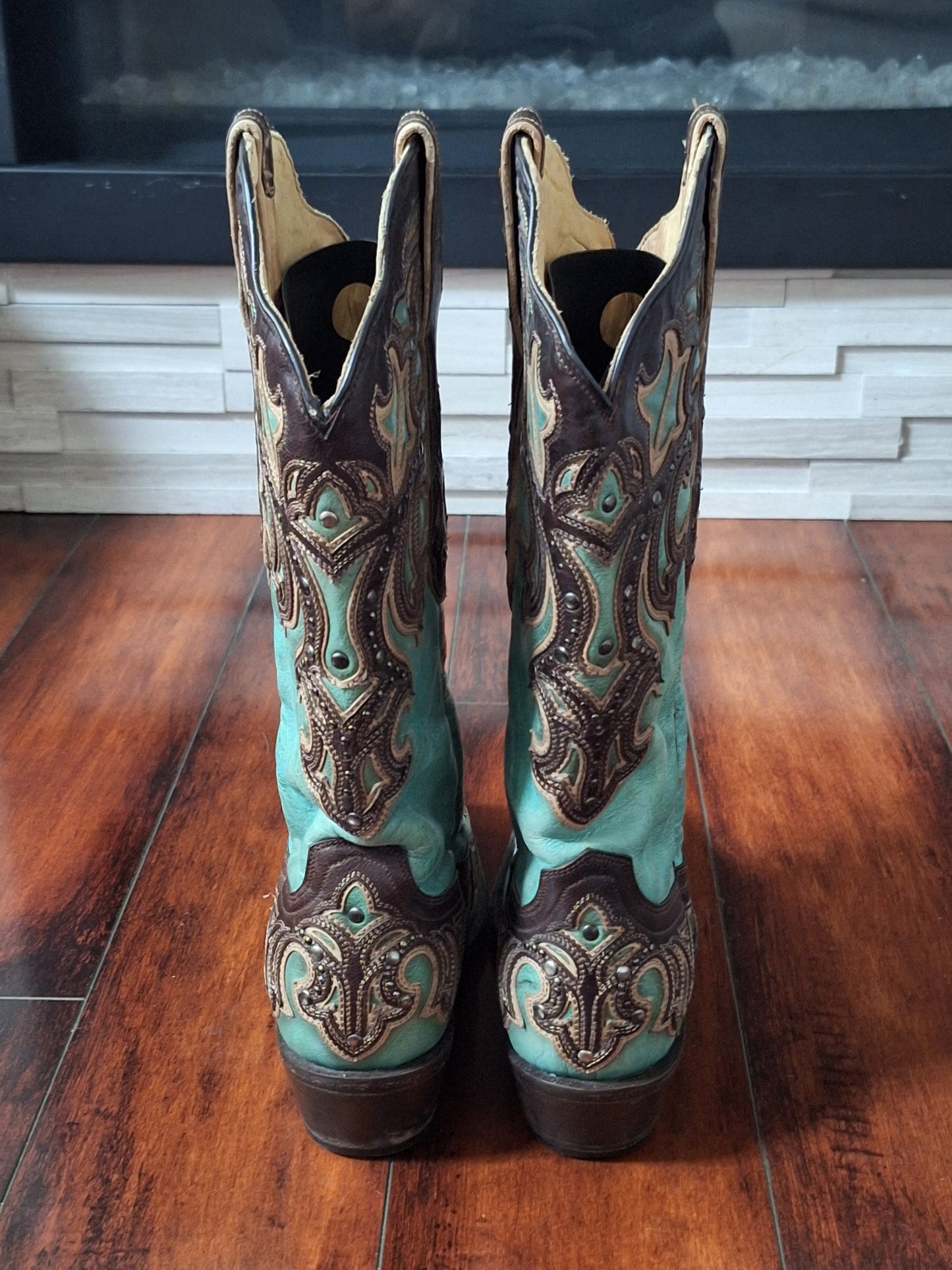Corral Women's Leather Western Boots Turquoise Embroidered, Size 7