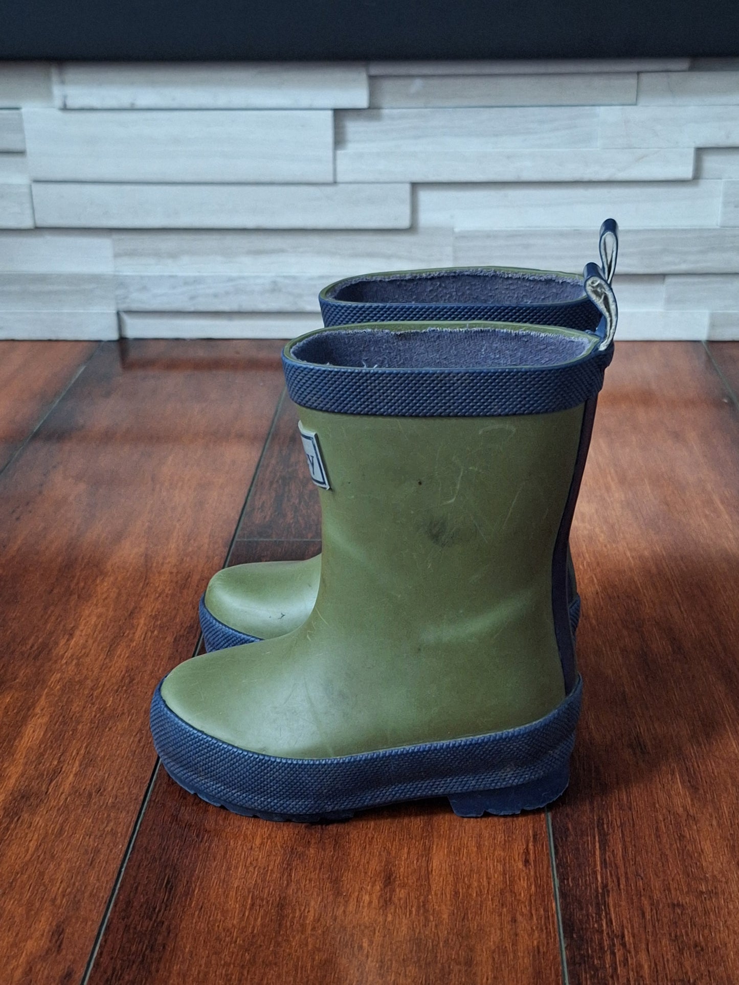 Hatley Kids Forest Green Matte Rain Boots Size 4