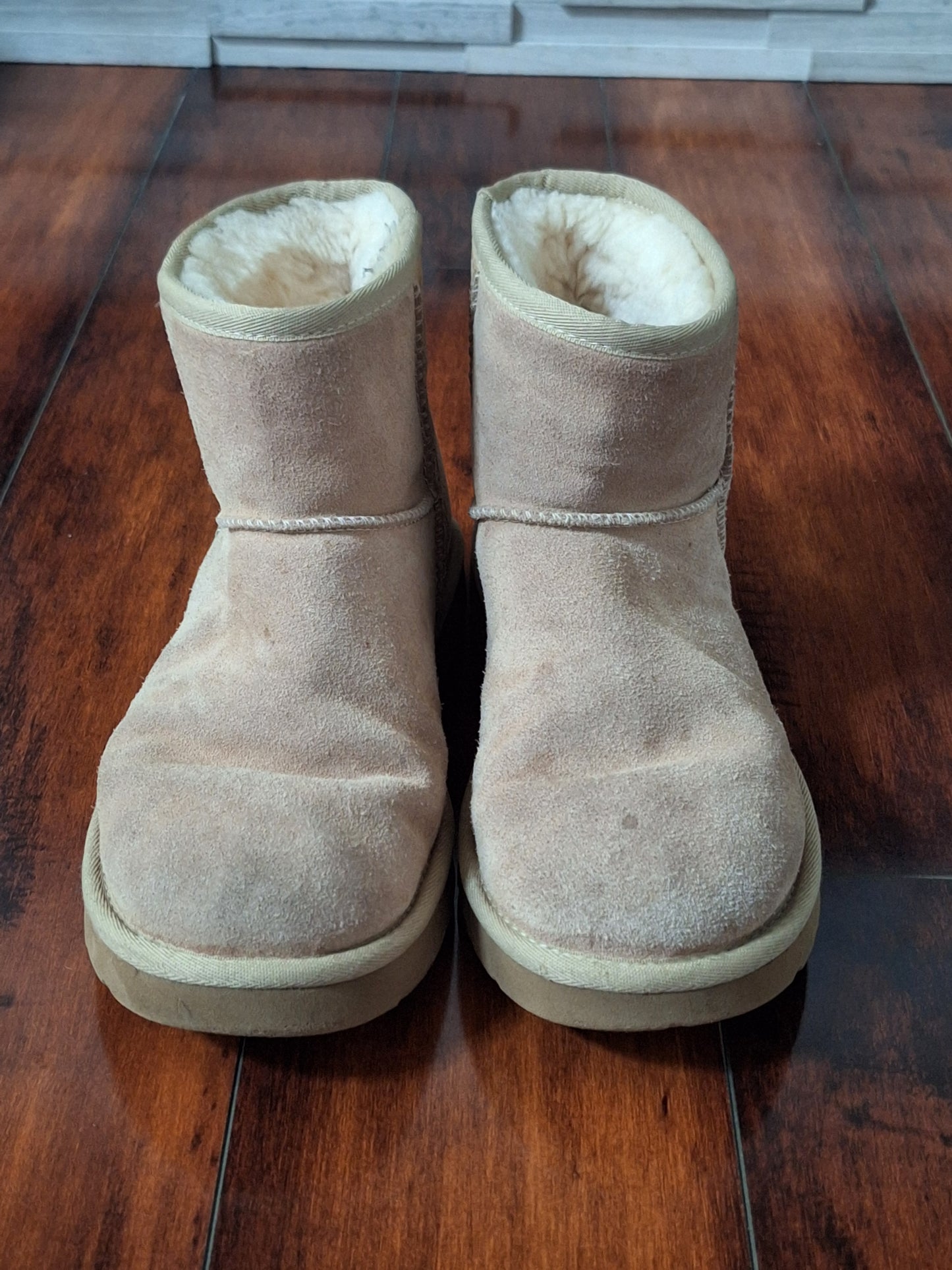 UGG Classic Mini Metallic Snake Women's Ankel Boots Suede Gold  US 8