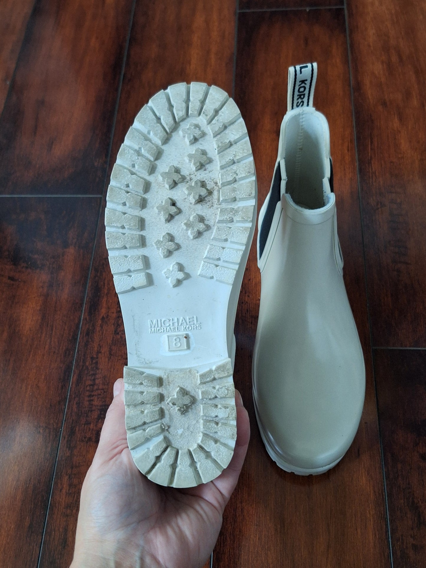 White MICHAEL Michael Kors rain boot Size 8