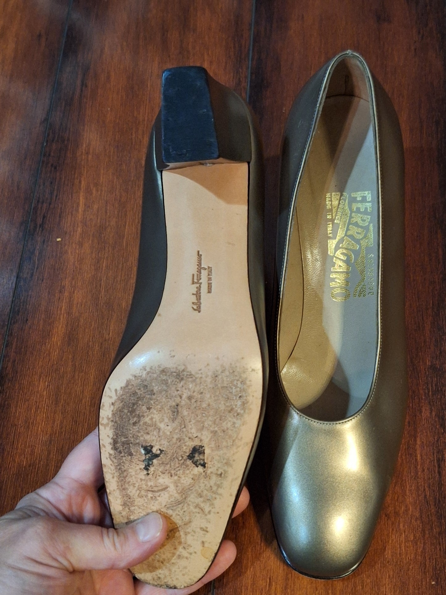 Salvatore FERRAGAMO Classic Heels Pumps 8.5 B VTG Bronze