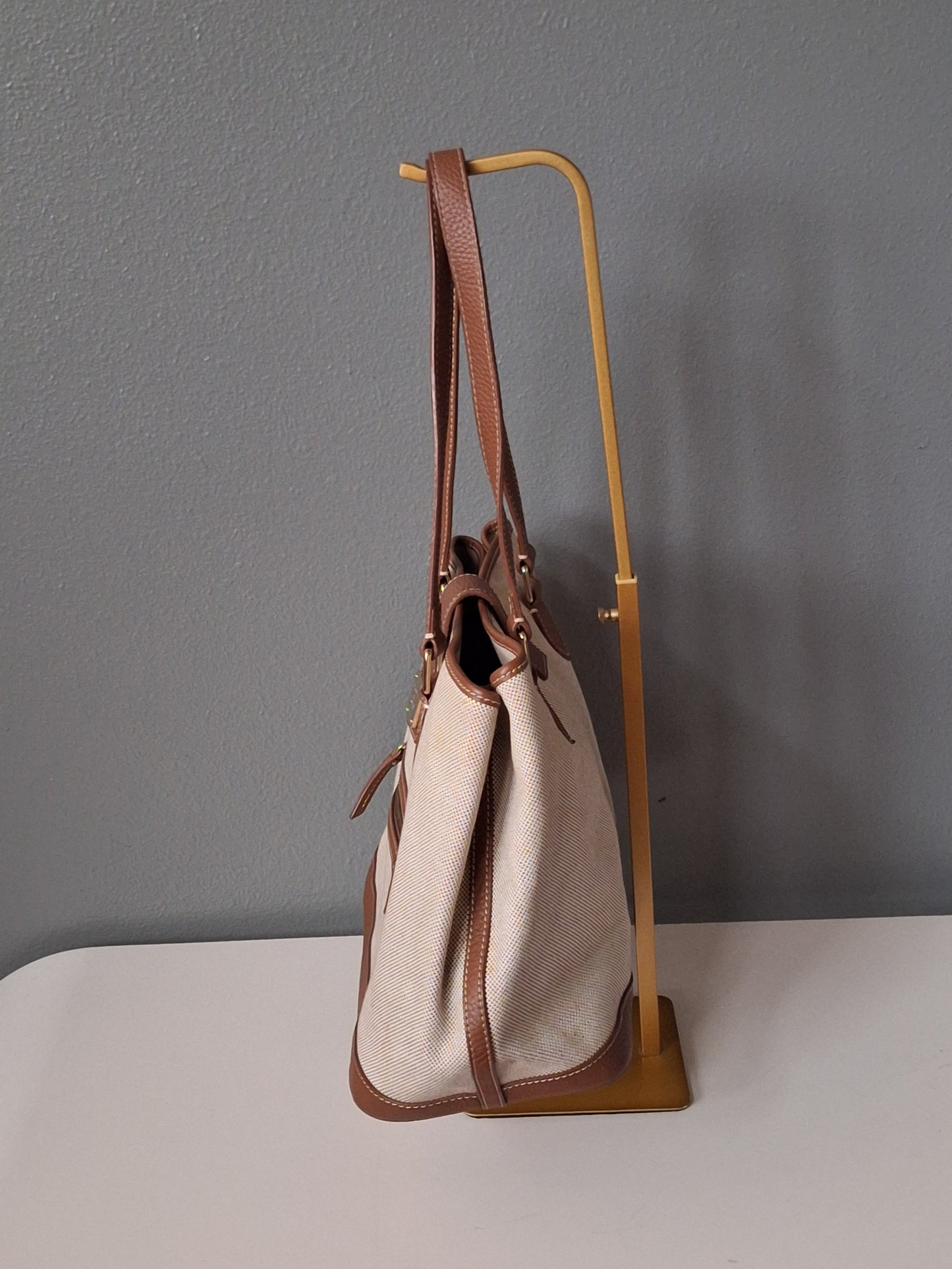 Dooney & Bourke Donegal Tote Leather Trimmed Ivory Brown Shoulder Bag Purse