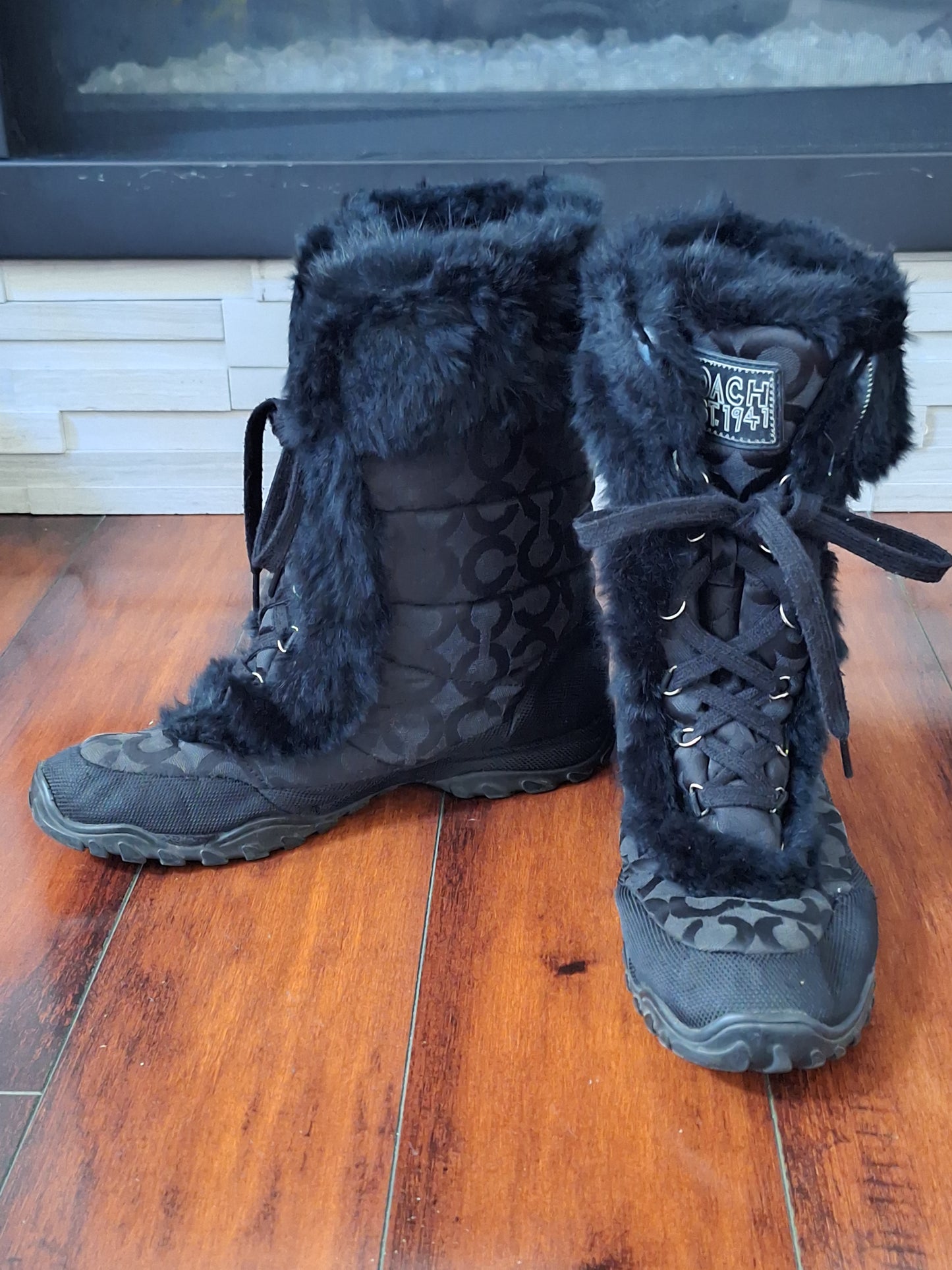 COACH Jennie Rabbit Fur Sig C Jacquard Boots $298 Sz 10.5 Black Insulated Winter