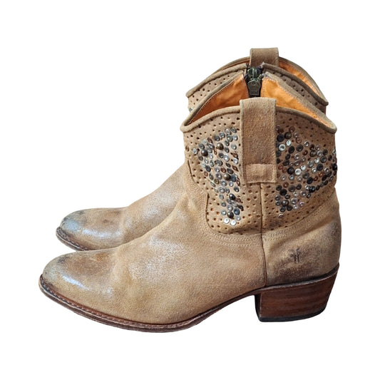 Frye Deborah Studded 77862 Zipper Distressed Moto Ankle Western Boots Size 7