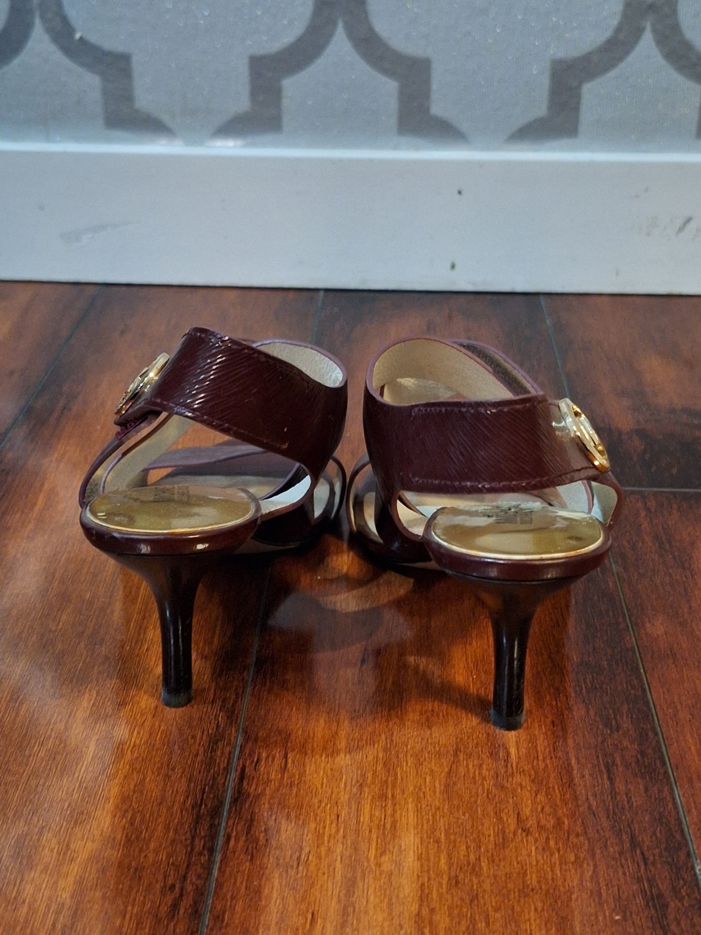 Michael Kors Burgundy Red Heels with Peep-Toe and Slingback Size 8