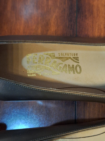 Salvatore FERRAGAMO Classic Heels Pumps 8.5 B VTG Bronze