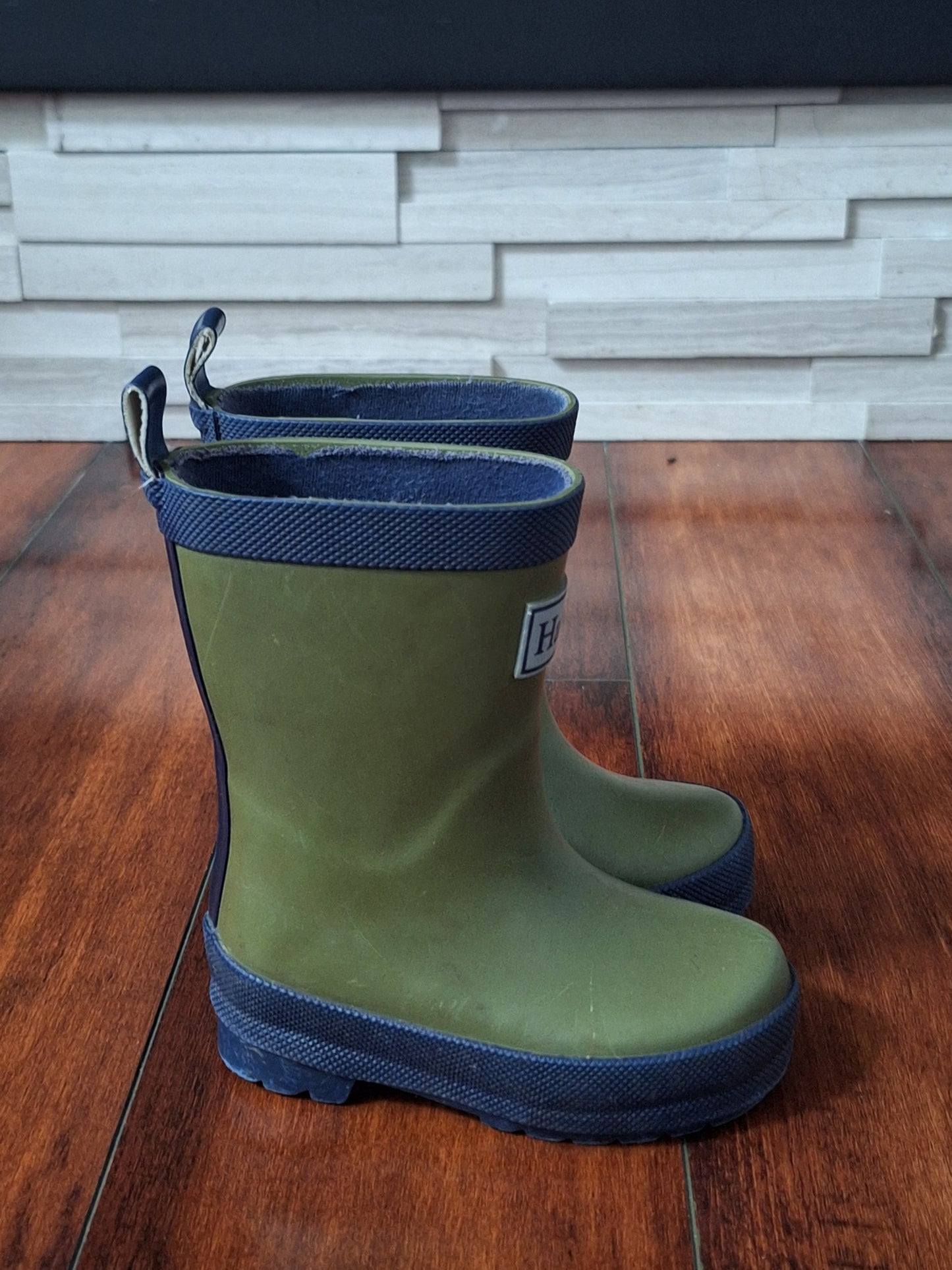 Hatley Kids Forest Green Matte Rain Boots Size 4