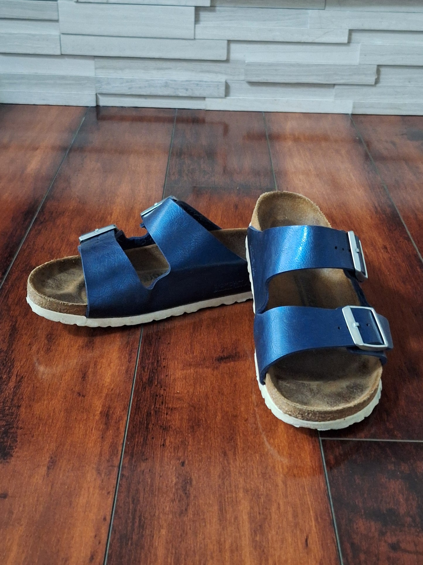 Birkenstock Arizona sandals in blue oiled leather, EU 39 W8