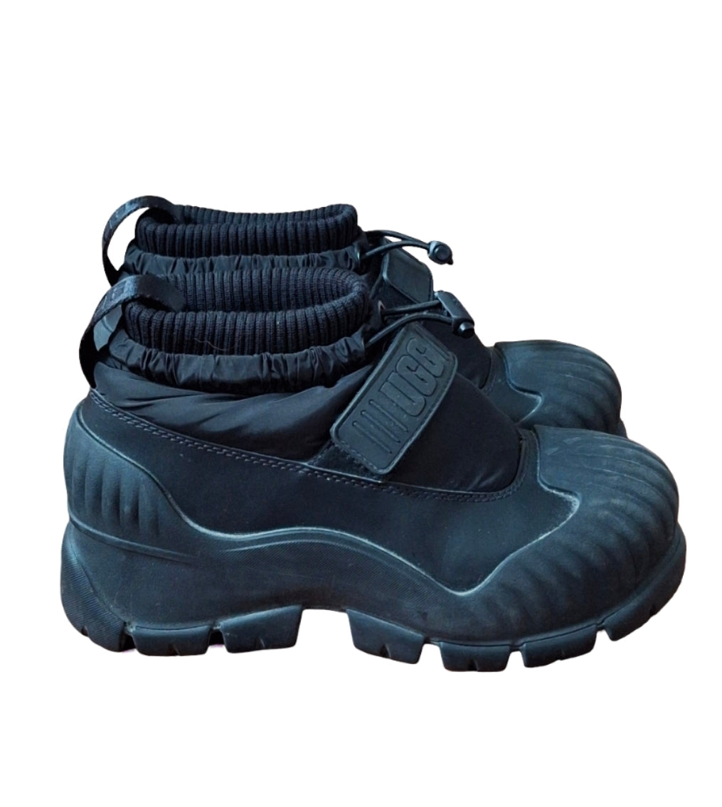 UGG Black Adiroam Ankle Waterproof Winter Mini Snow Boot Size US 5