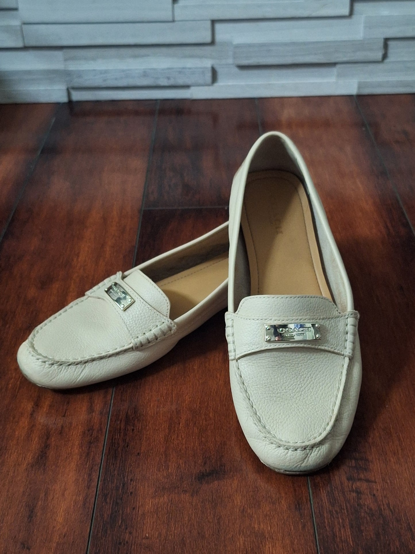 Coach Fredrica Driving Moccasins Size 9