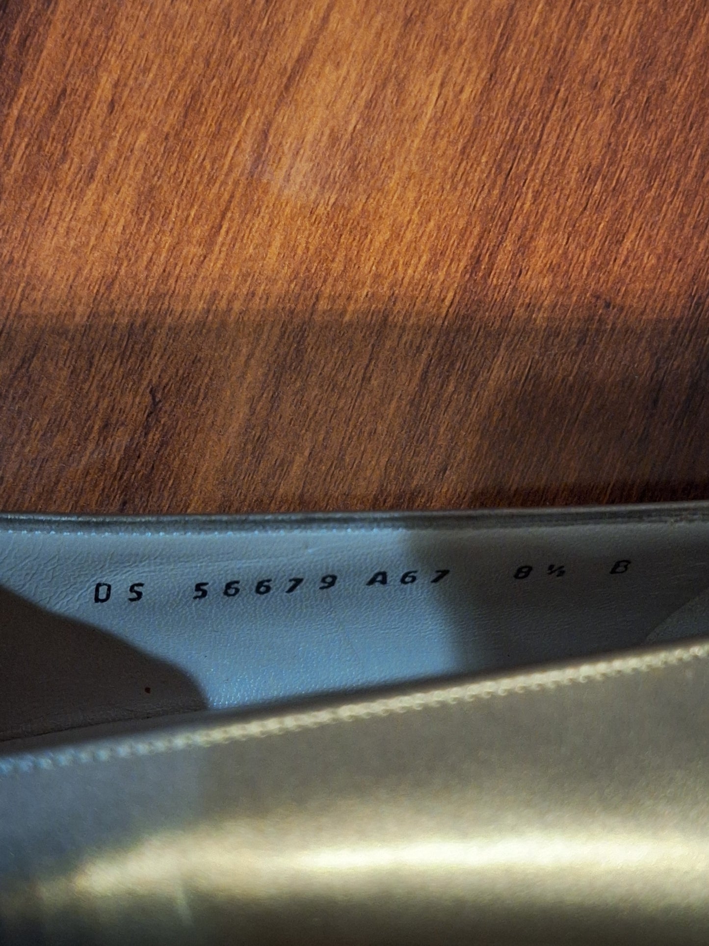 Salvatore FERRAGAMO Classic Heels Pumps 8.5 B VTG Bronze