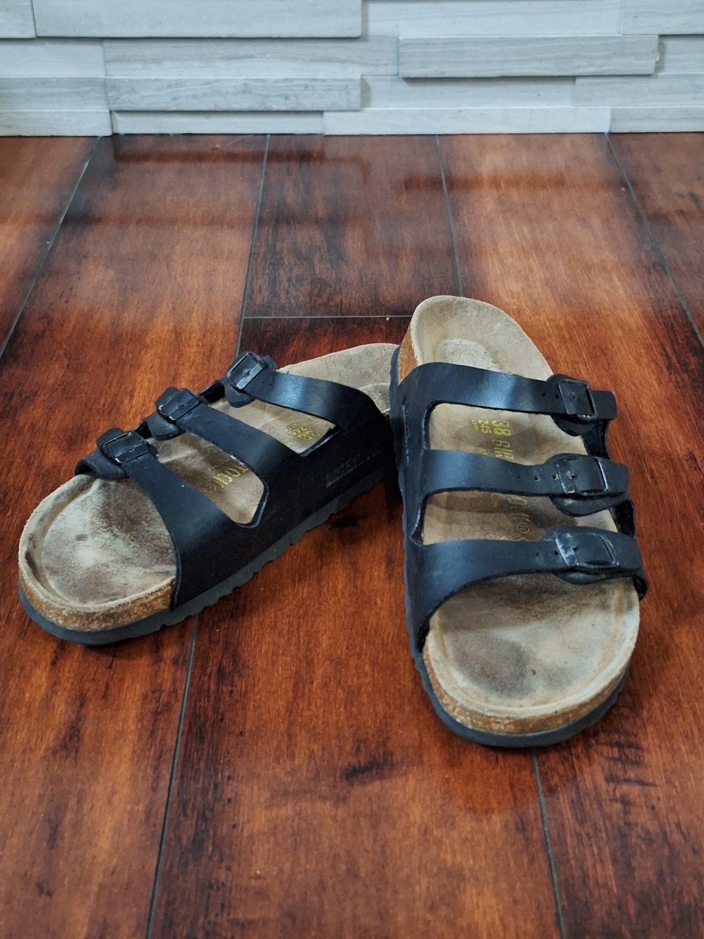 Birkenstock Florida 38 Size 7 Black Triple Strap Florida Sandals