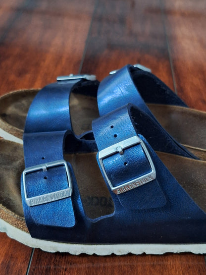 Birkenstock Arizona sandals in blue oiled leather, EU 39 W8