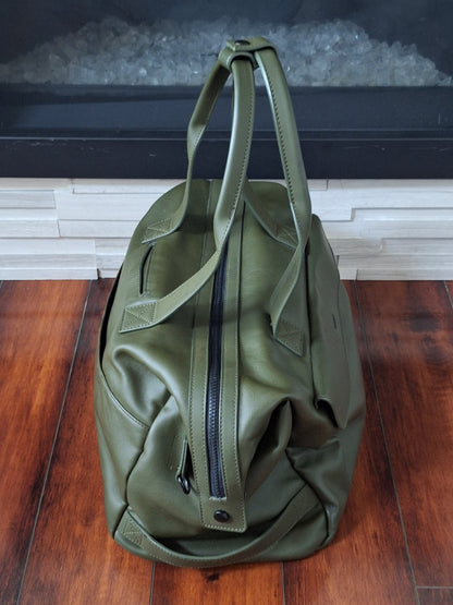 Calpak Hue Laptop Duffel bag Moss Green